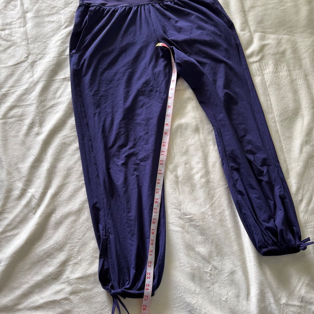 Lululemon Om Pants Purple High Rise Yoga Joggers Adjustable Hem Size 6 - Picture 12 of 12